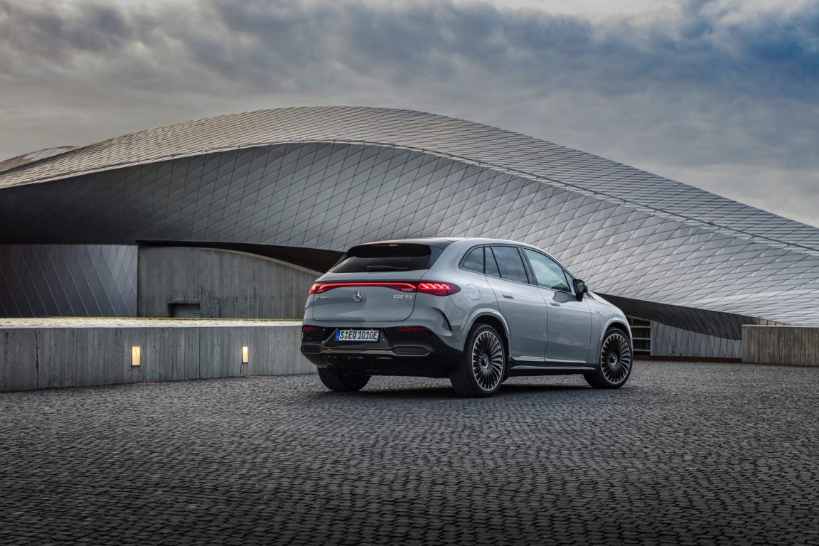 Mercedes AMG imzalı ilk elektrikli SUV EQE tanıtıldı