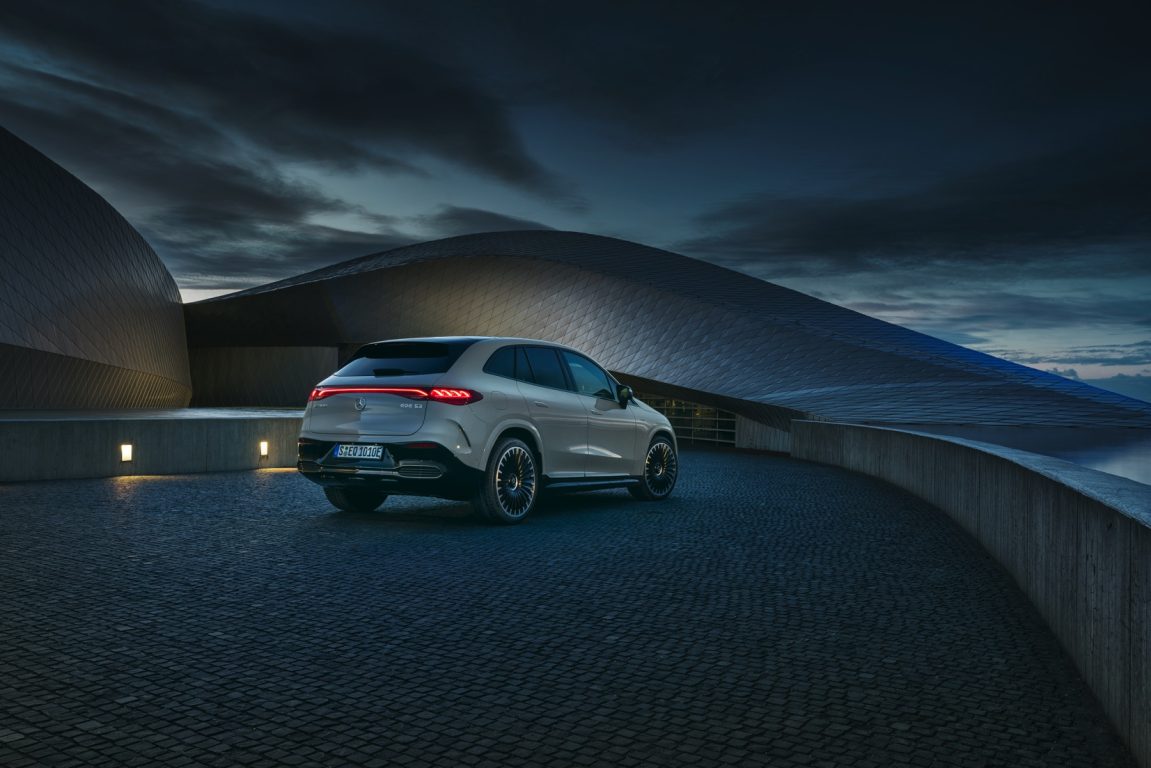 Mercedes AMG imzalı ilk elektrikli SUV EQE tanıtıldı
