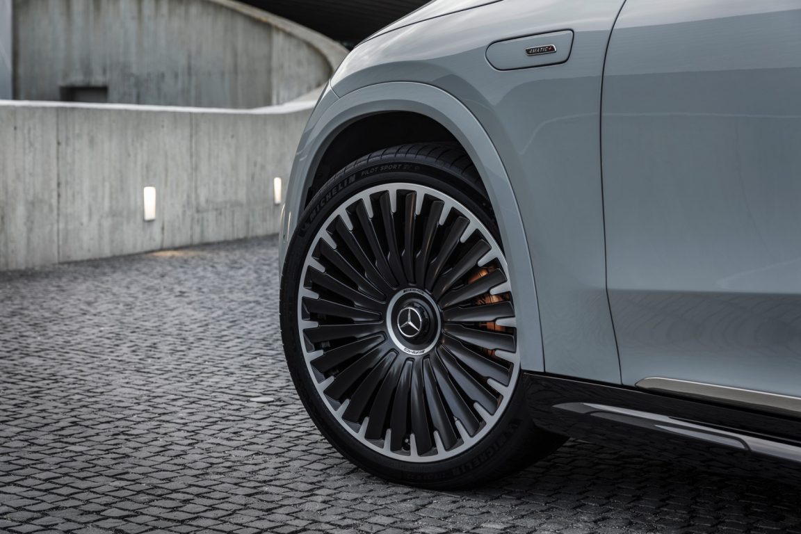 Mercedes AMG imzalı ilk elektrikli SUV EQE tanıtıldı