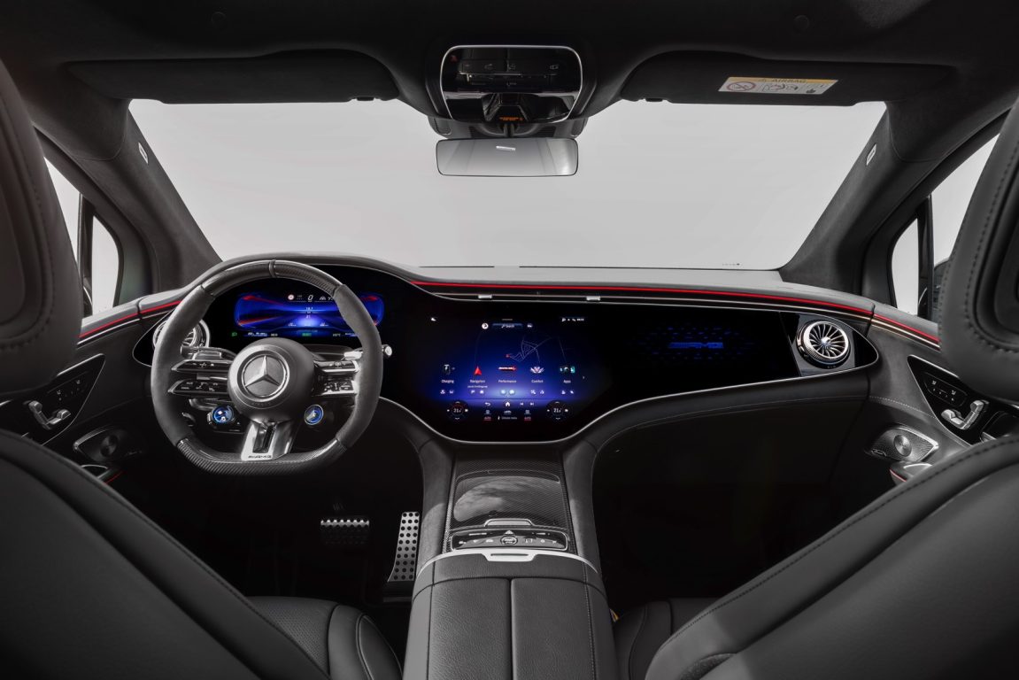 Mercedes AMG imzalı ilk elektrikli SUV EQE tanıtıldı