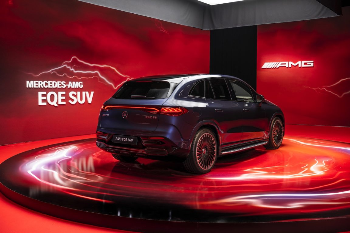 Mercedes AMG imzalı ilk elektrikli SUV EQE tanıtıldı