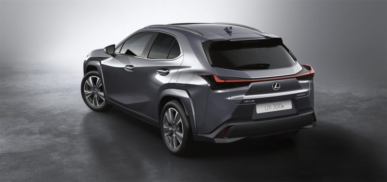 Lexus, UX 300e’yi satışa sunmaya hazırlanıyor