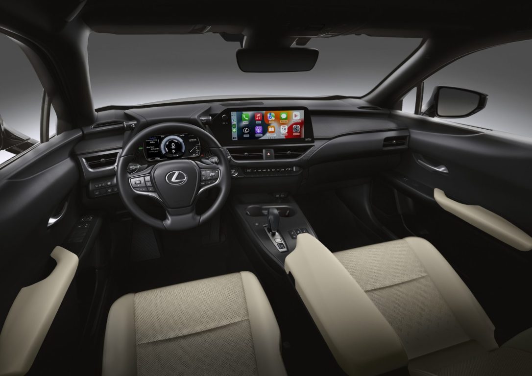 Lexus, UX 300e’yi satışa sunmaya hazırlanıyor