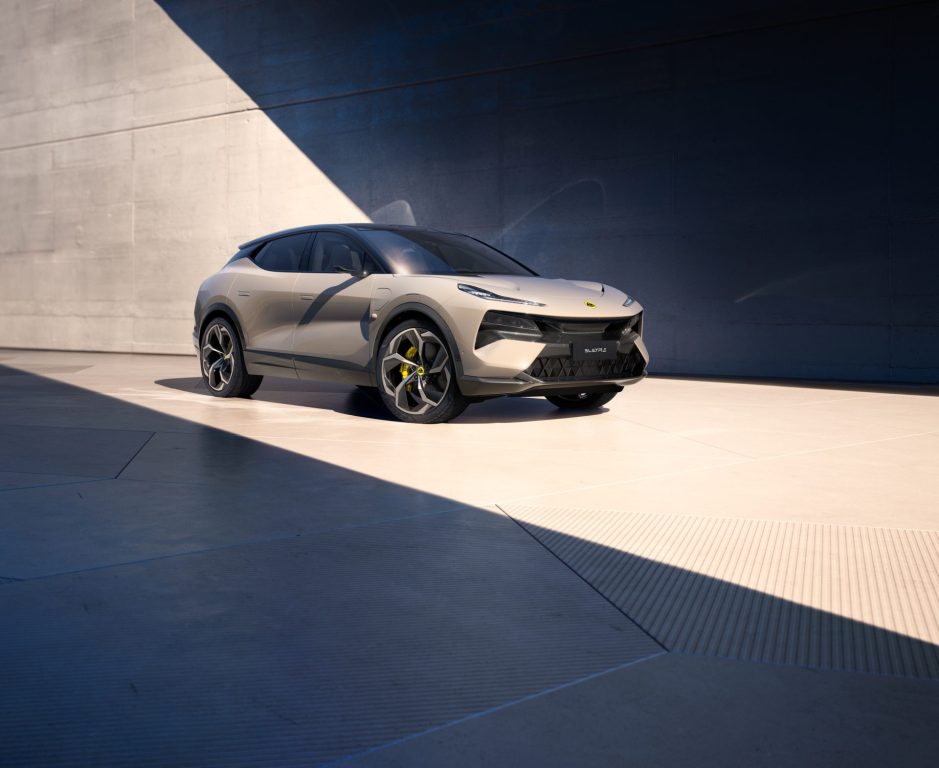 Merakla beklenen Hiper-SUV Lotus Eletre