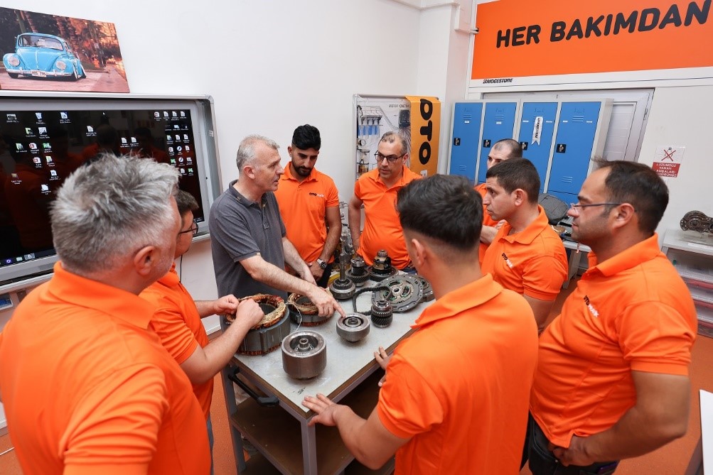 Hibrit ve Elektrikli Araçlar İçin En Yetkin Hizmet Otopratik’te