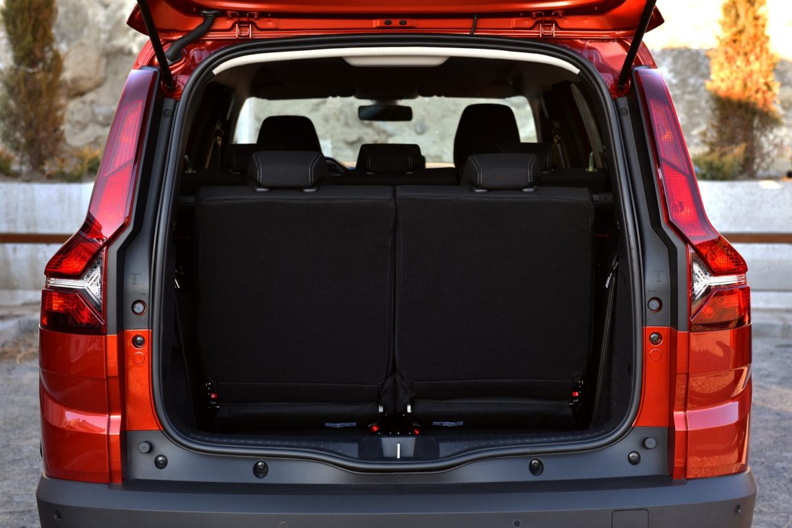 Dacia Jogger fiyatları açıkladı. İşte tüm detaylar!