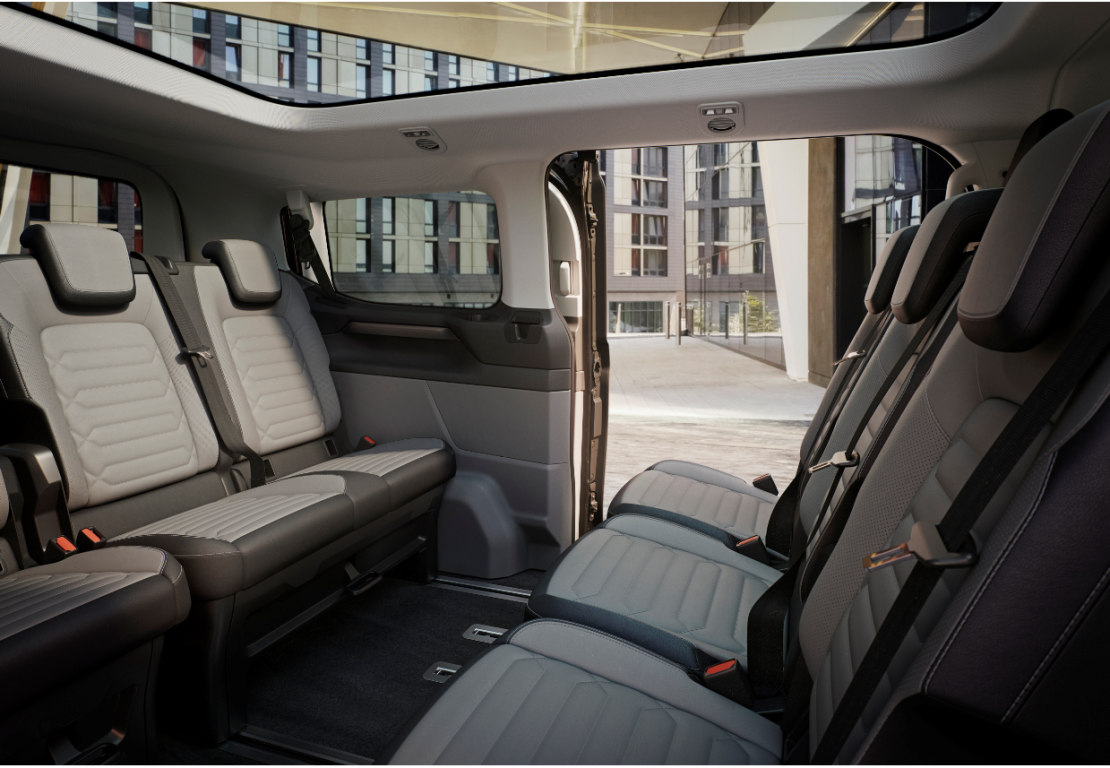 Ford, tam elektrikli modeli yeni E-Tourneo Custom’u tanıttı
