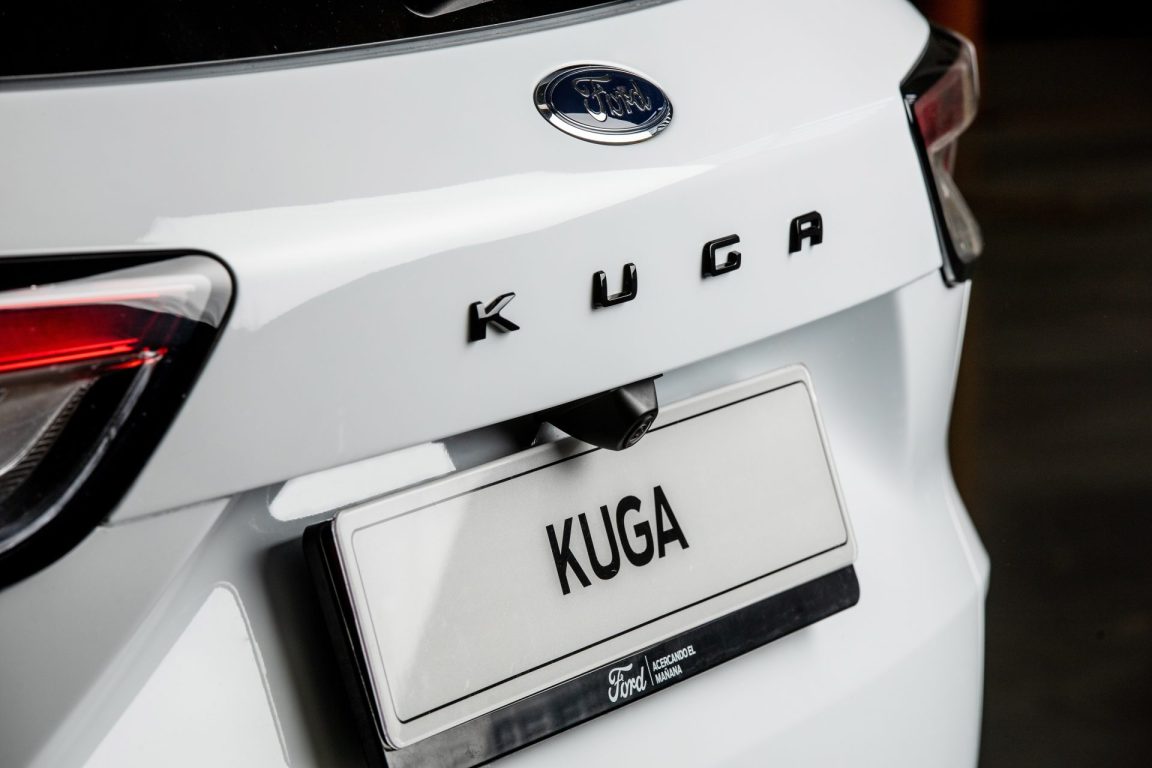 Ford’tan özel bir versiyon: Kuga ST-Line Black Package