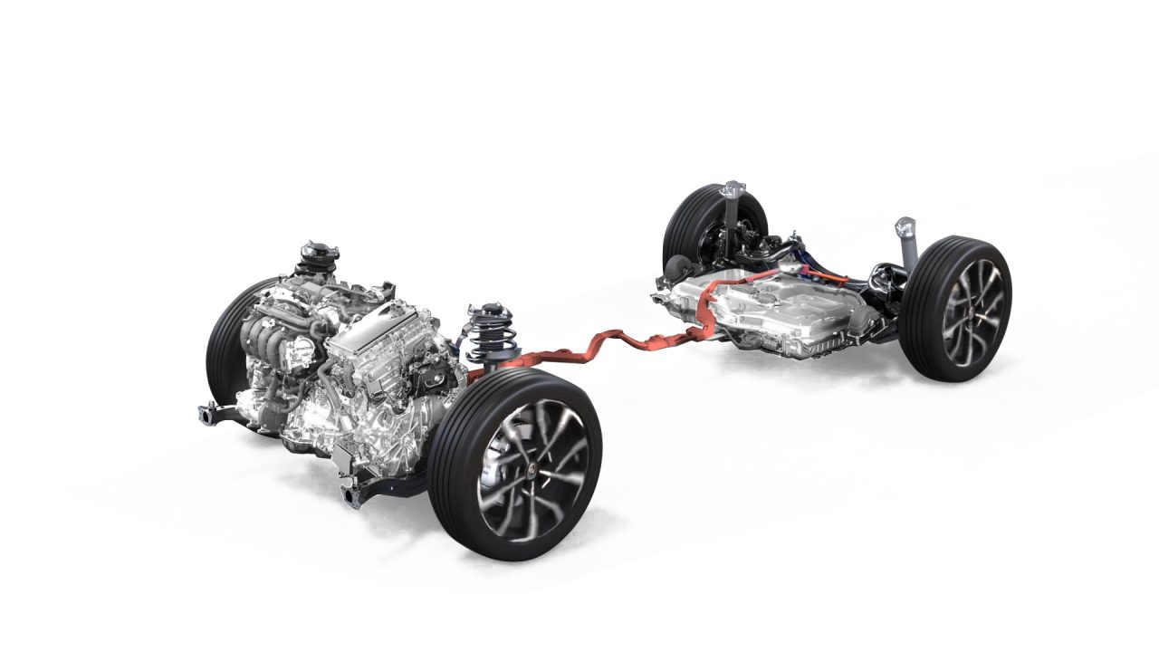 Toyota Prius baştan aşağı yenilendi