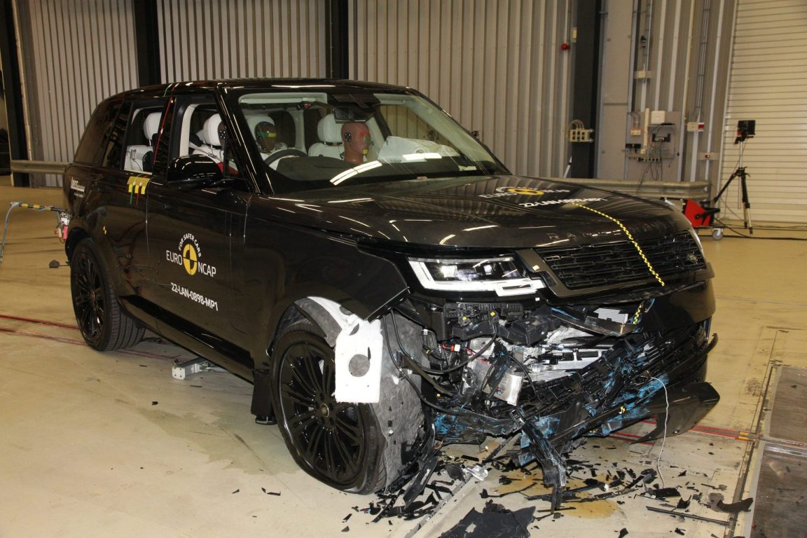 Yeni Range Rover ve Range Rover Sport Euro NCAP’ten kaç yıldız aldı?