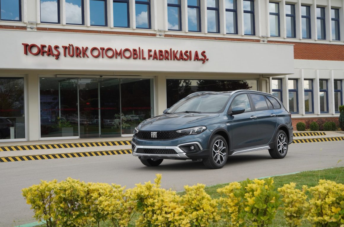 Fiat markasının güçlü oyuncusu Egea’nın 1 milyonuncu adedi üretildi