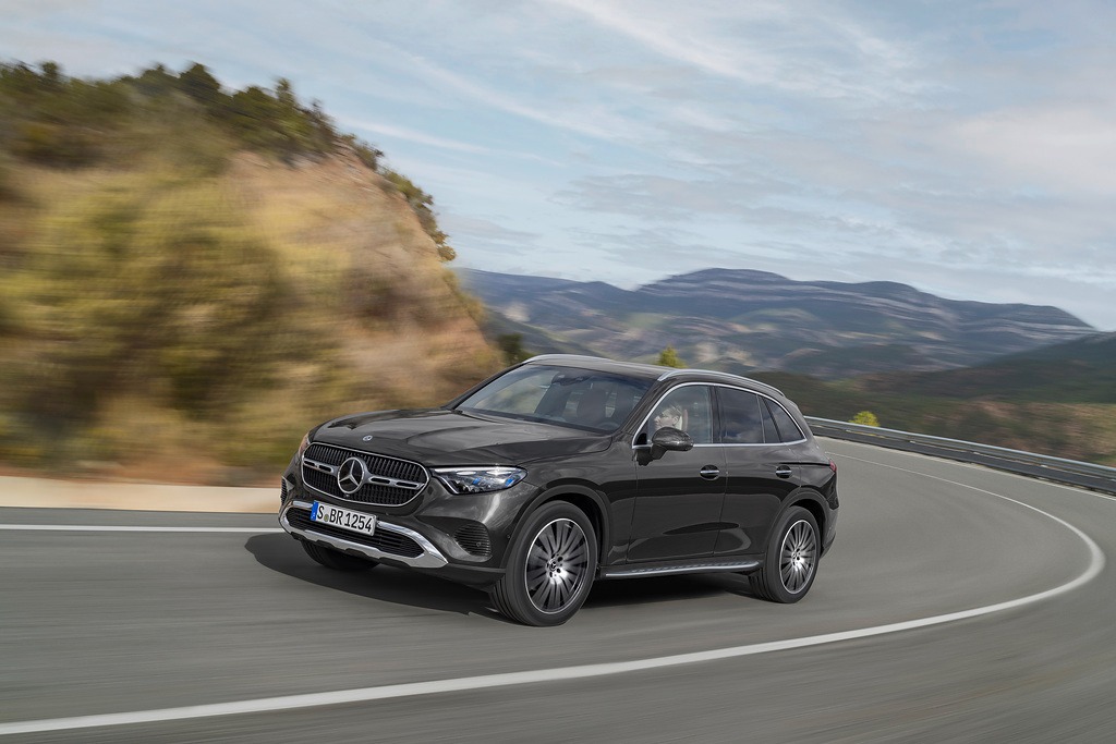 Yeni Mercedes-Benz GLC, 3.4 milyon TL'den satışa sunuldu