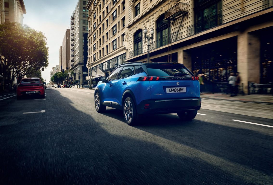 Elektrikli Peugeot 2008 satışa sunuldu