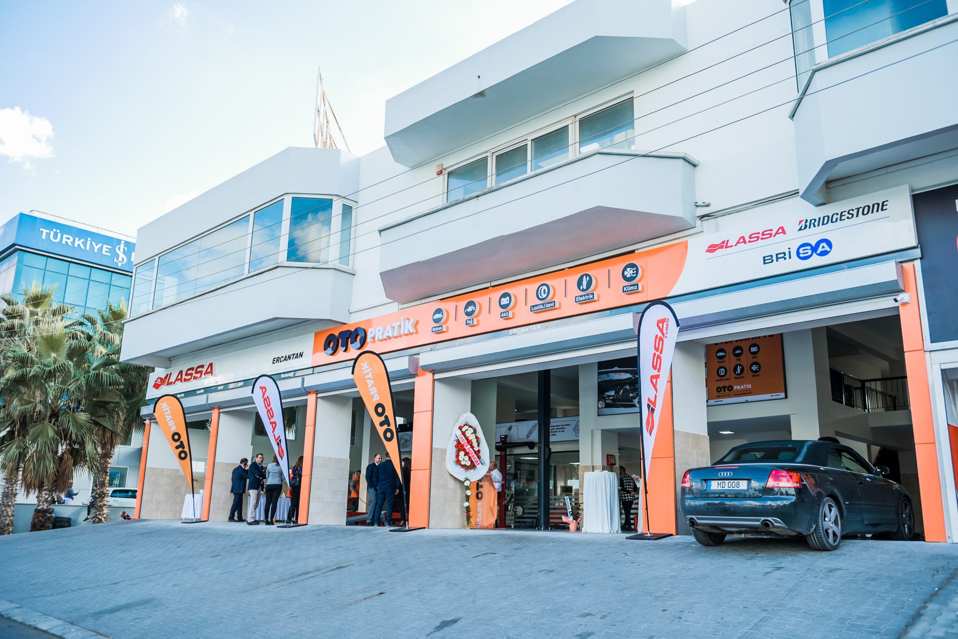 Otopratik Lefkoşa mağazası açıldı