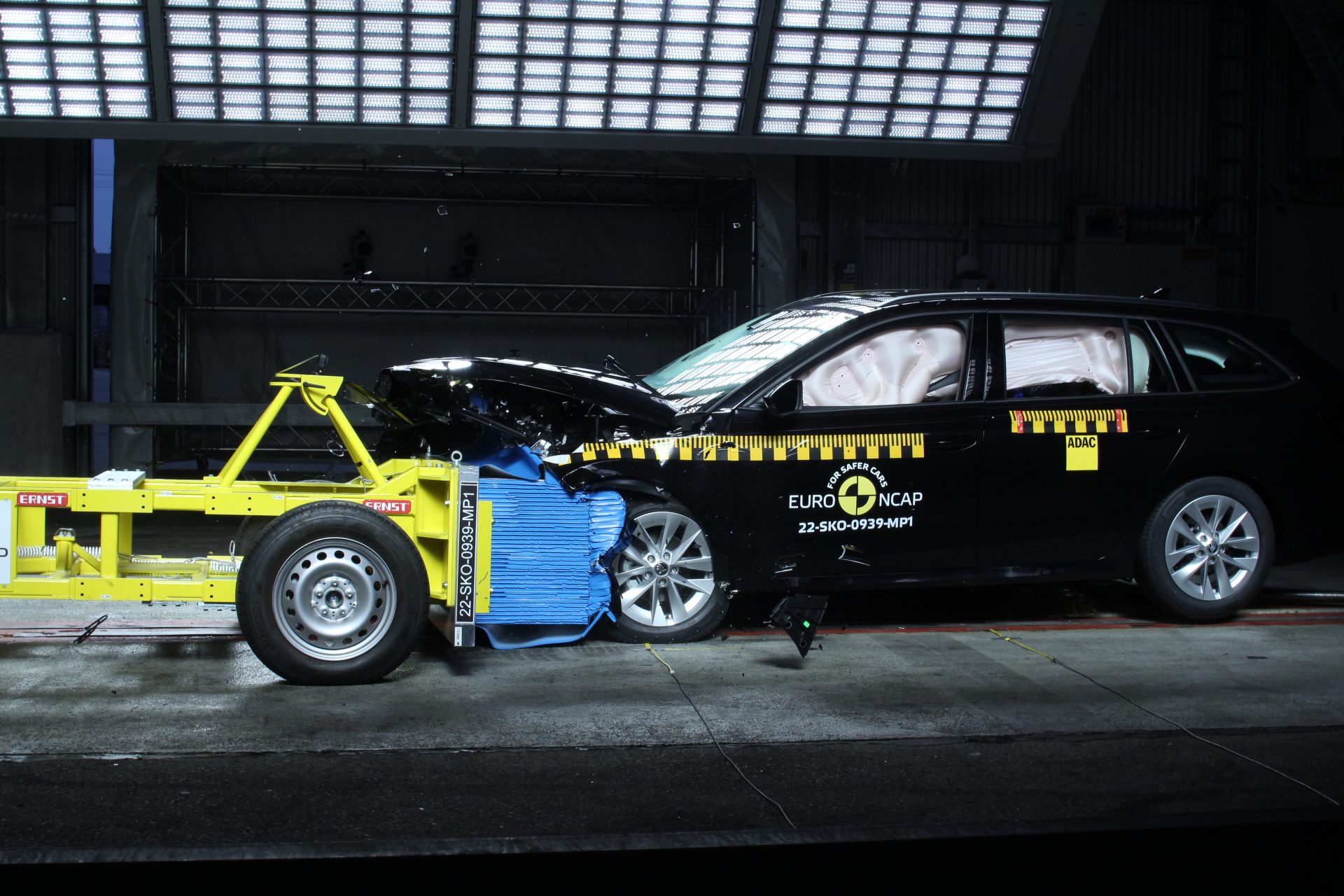 Skoda Octavia 2022 Euro NCAP'ten kaç yıldız aldı?