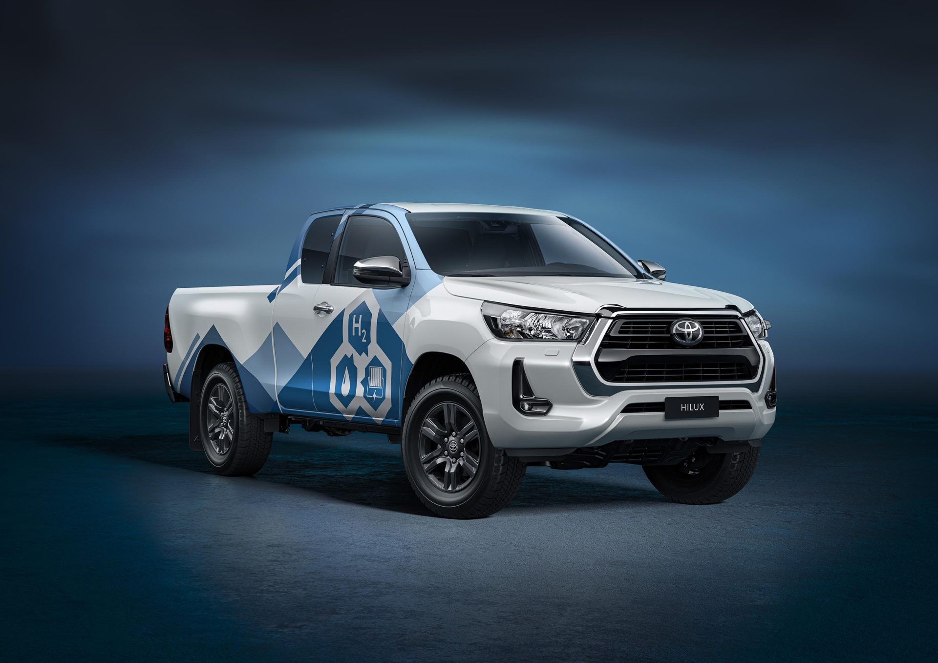 Hidrojen yakıt hücreli Toyota Hilux!