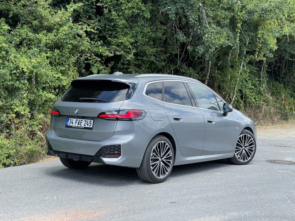 BMW 220i Active Tourer Test Sürüşü