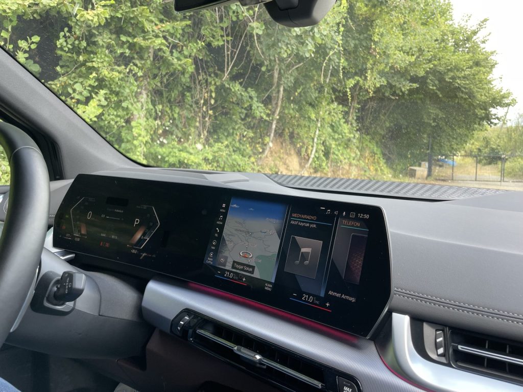 BMW 220i Active Tourer Test Sürüşü