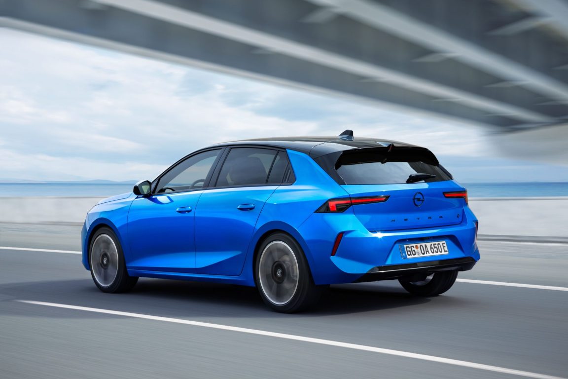 Opel, yeni Opel Astra-e’nin ilk görüntülerini yayınladı