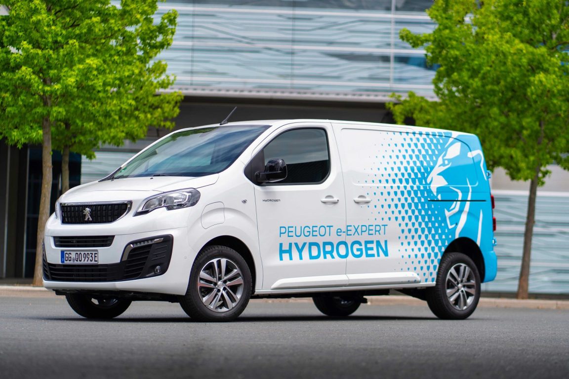 Peugeot için 2023, elektrikliye geçişi açısından hızla ivmelendiği bir yıl olacak