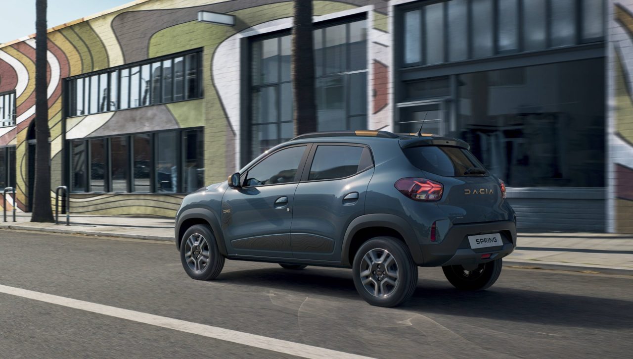 Dacia Spring Extreme ELECTRIC 65 motoruyla tanıtılıyor