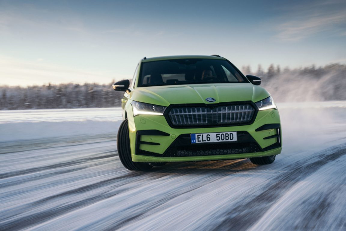 Skoda Enyaq RS iV SUV ile iki dünya rekoru unvanı kazandı