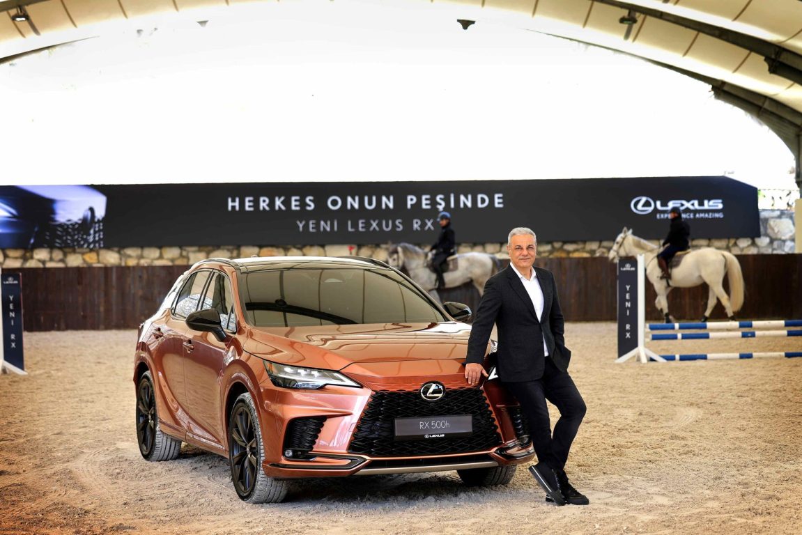 Yeni Lexus RX üç farklı modelle satışa sunuldu