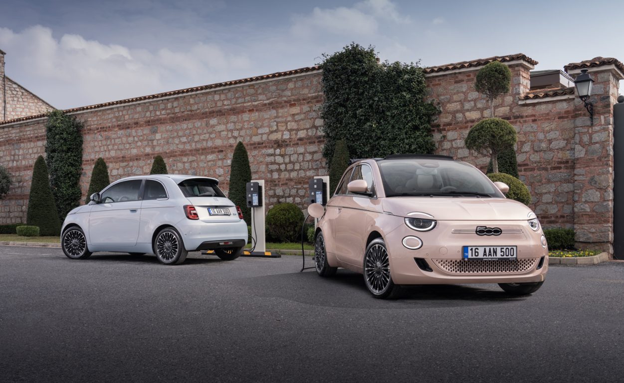 Tamamen elektrikli Fiat 500e satışa sunuldu