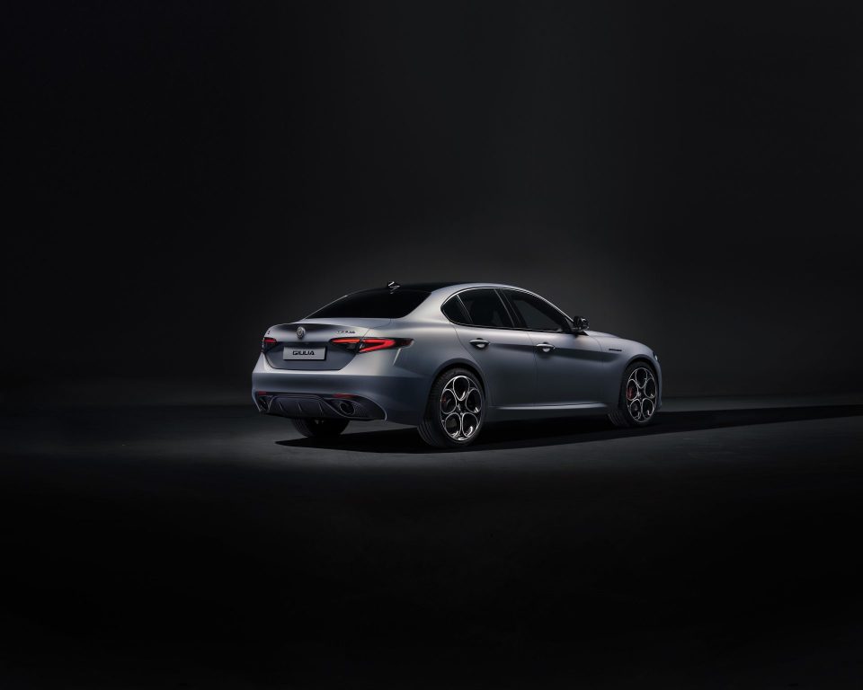 Yenilenen Alfa Romeo Giulia ve Stelvio Türkiye’de