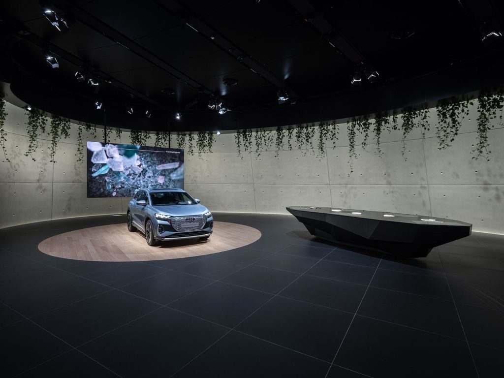 Audi, Autostadt Wolfsburg’daki mevcut binasını tamamen yeniden tasarladı