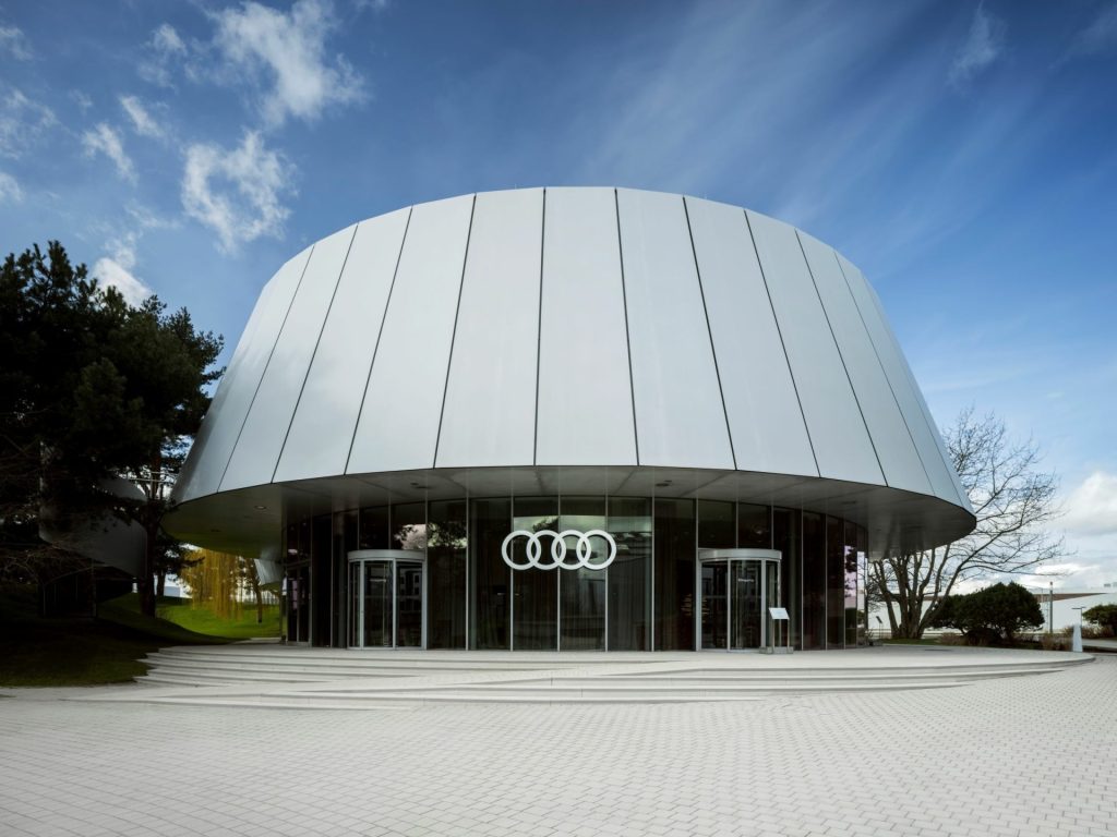 Audi, Autostadt Wolfsburg’daki mevcut binasını tamamen yeniden tasarladı