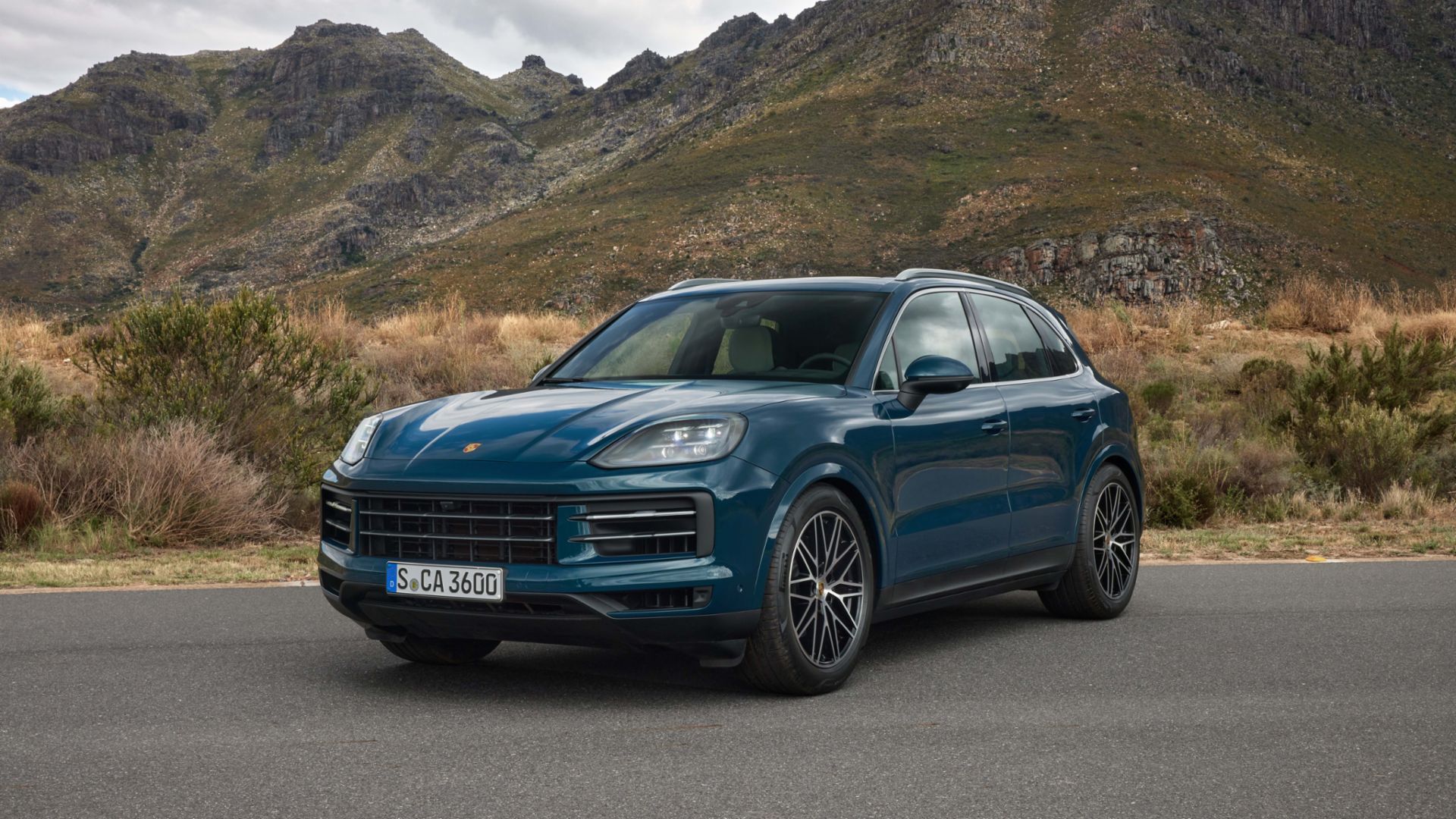 Yeni Porsche Cayenne daha fazla lüks, daha fazla performans sunuyor