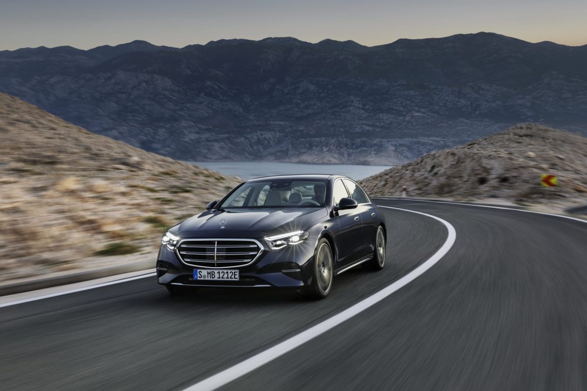 Yeni Mercedes E-Serisi 2024 tüm yenilikleriyle karşınızda!