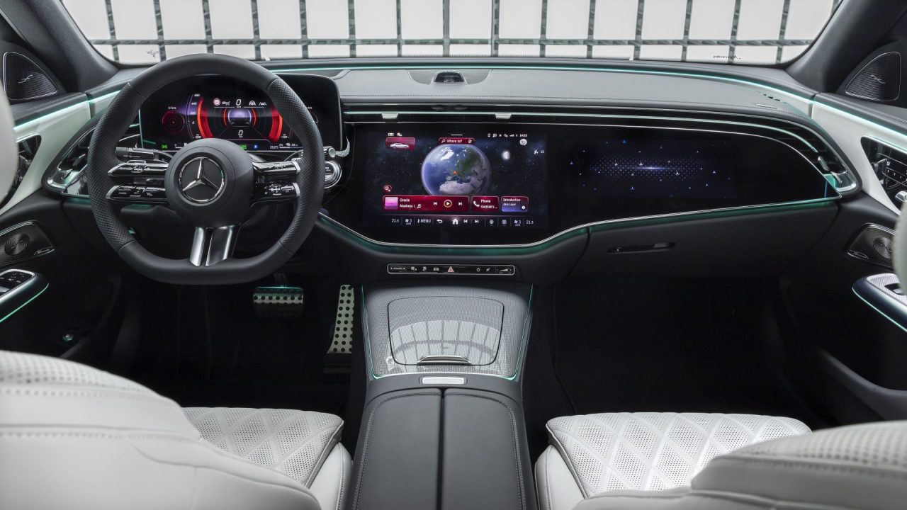 Yeni Mercedes E-Serisi 2024 tüm yenilikleriyle karşınızda!