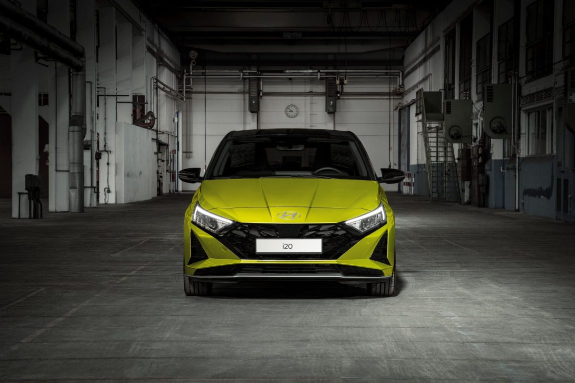 Hyundai i20, yenilenen ön ve arka görüntüsüyle tanıtıldı