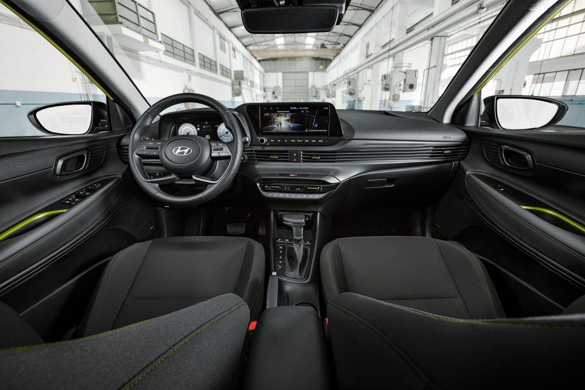 Hyundai i20, yenilenen ön ve arka görüntüsüyle tanıtıldı