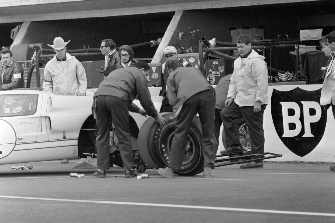 Goodyear 125. Yılında motor sporları başarılarını kutluyor