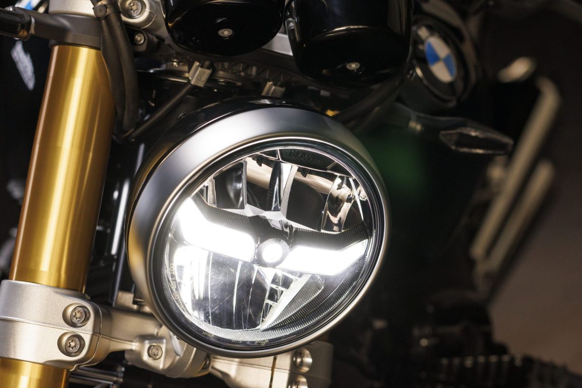 BMW Motorrad’ın İki Yeni Modeli R 18 Roctane ve R 12 nineT Tanıtıldı