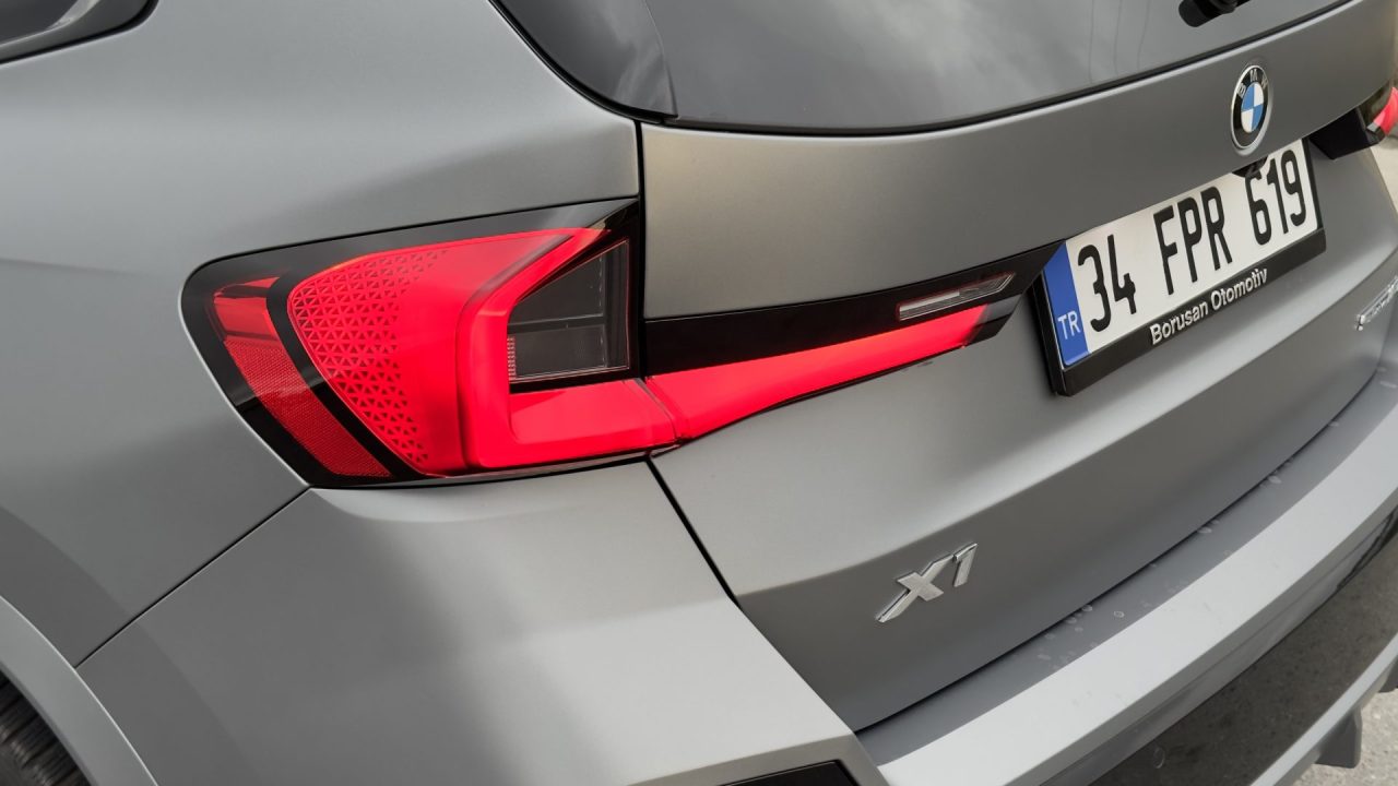 BMW X1 sDrive 18i Test Sürüşü