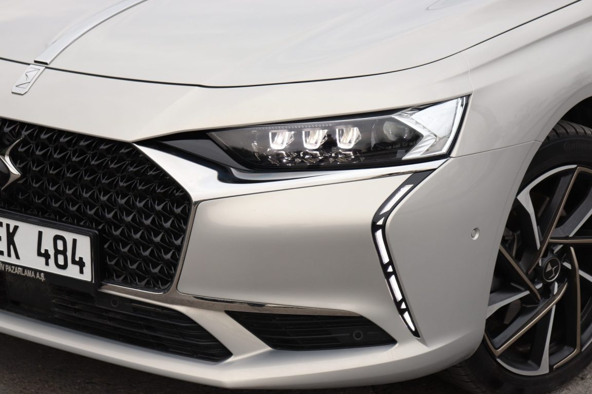 DS 9 OPÉRA PureTech 225 Test Sürüşü
