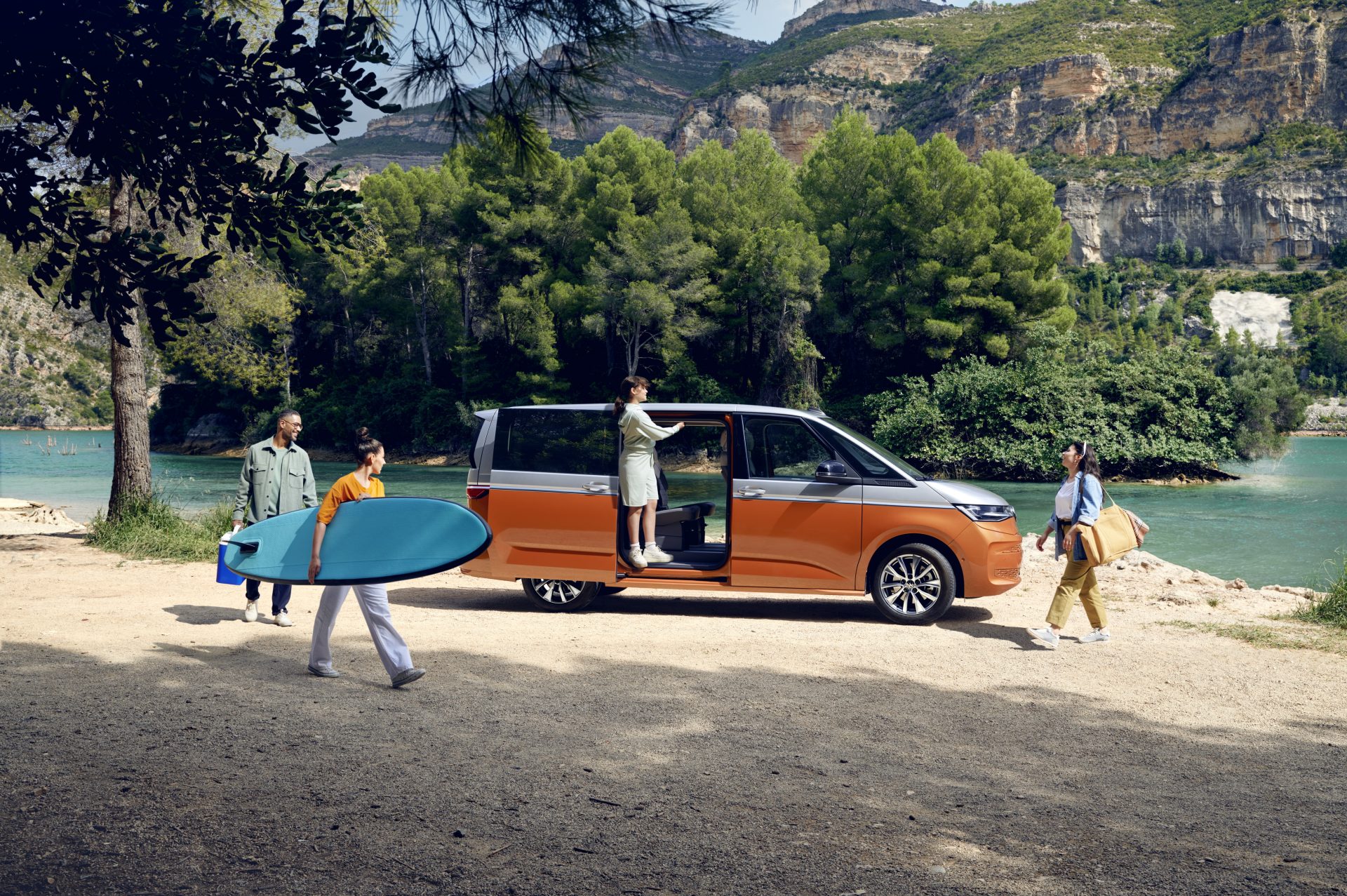 Volkswagen Multivan eHybrid yakında Türkiye'de