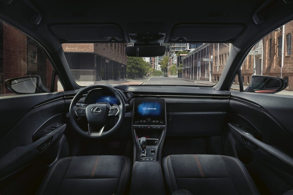 Lexus LBX yeni SUV modeli yeni bir kimlikle karşınızda