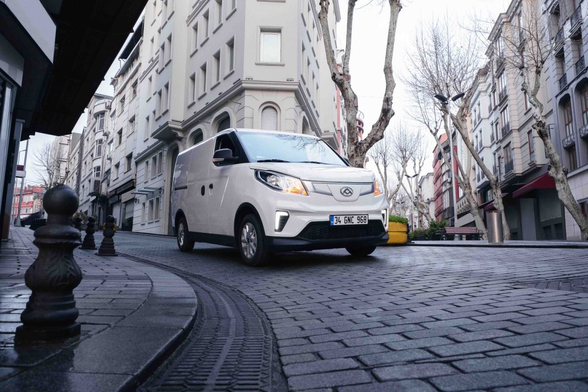 Maxus e-deliver 3 kaç km gidiyor? Yükleme kapasitesi ne kadar?