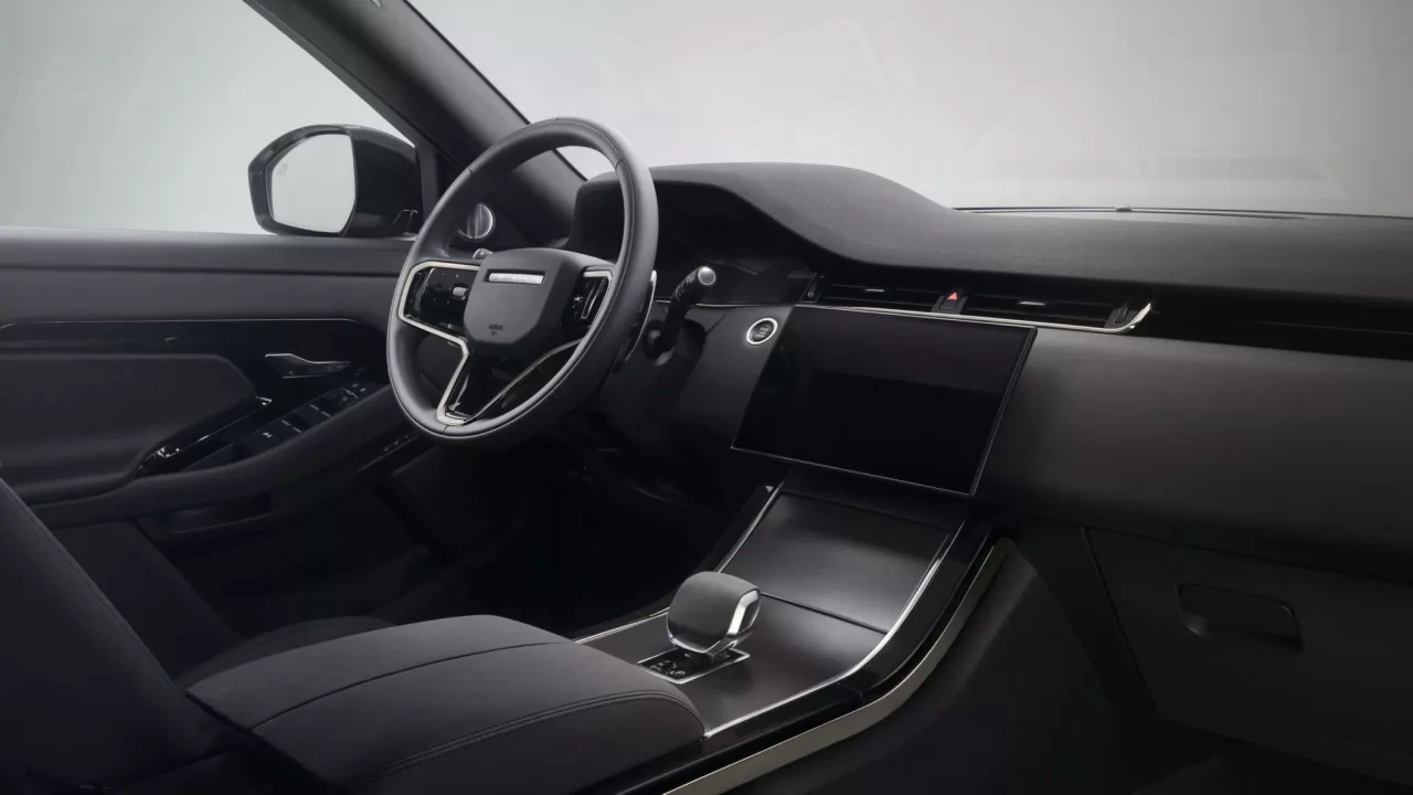 2024 Range Rover Evoque daha teknolojik