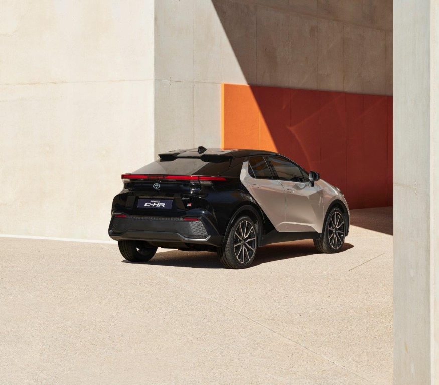Yeni Toyota C-HR yıl sonunda geliyor
