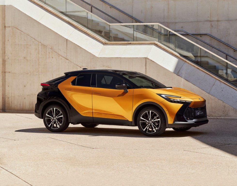 Yeni Toyota C-HR yıl sonunda geliyor
