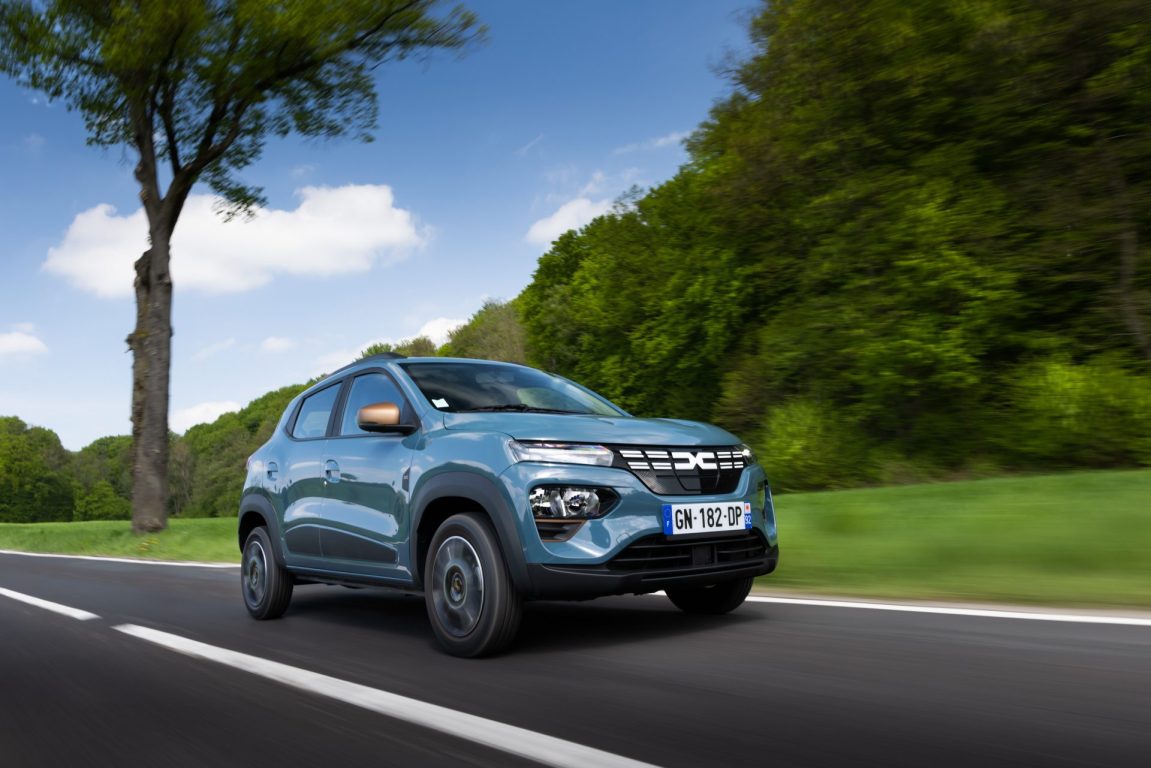 Dacia Spring Türkiye’de satışa sunuldu. İşte fiyatı!