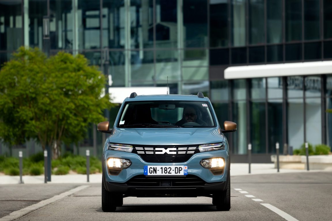 Dacia Spring Türkiye’de satışa sunuldu. İşte fiyatı!