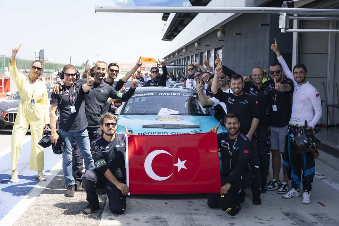 Borusan Otomotiv Motorsport İtalya’dan birincilikle döndü