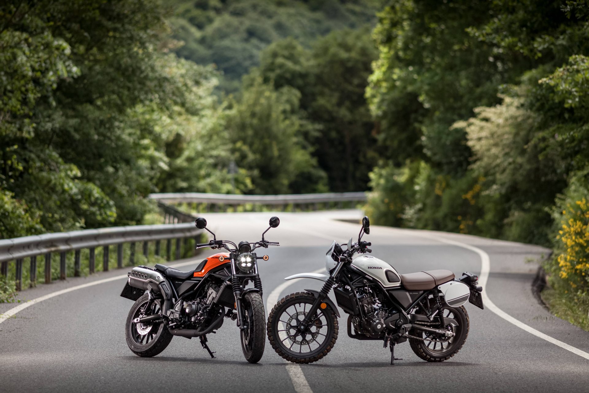 Honda CL250 modelini 188 bin 500 TL'den satışa sundu